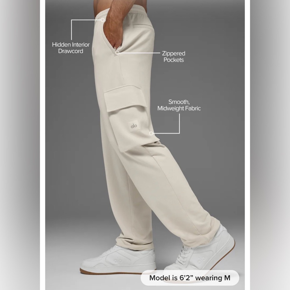 ALO Yoga Men's Double take Cargo Pants in bone - Picture 3 of 13